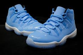 Air Jordan 11 Retro "Blue and White"