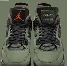 Air Jordan 4 Retro "Undefeated"